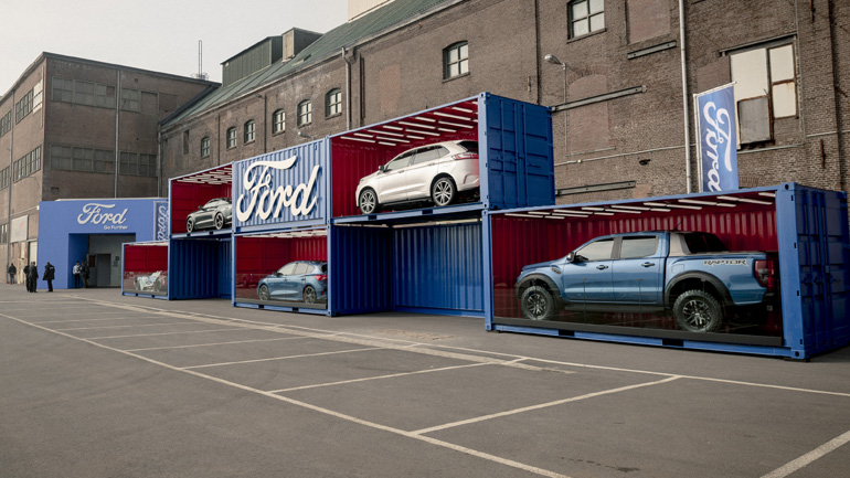 Η Ford θα καταργήσει τα παραδοσιακά service